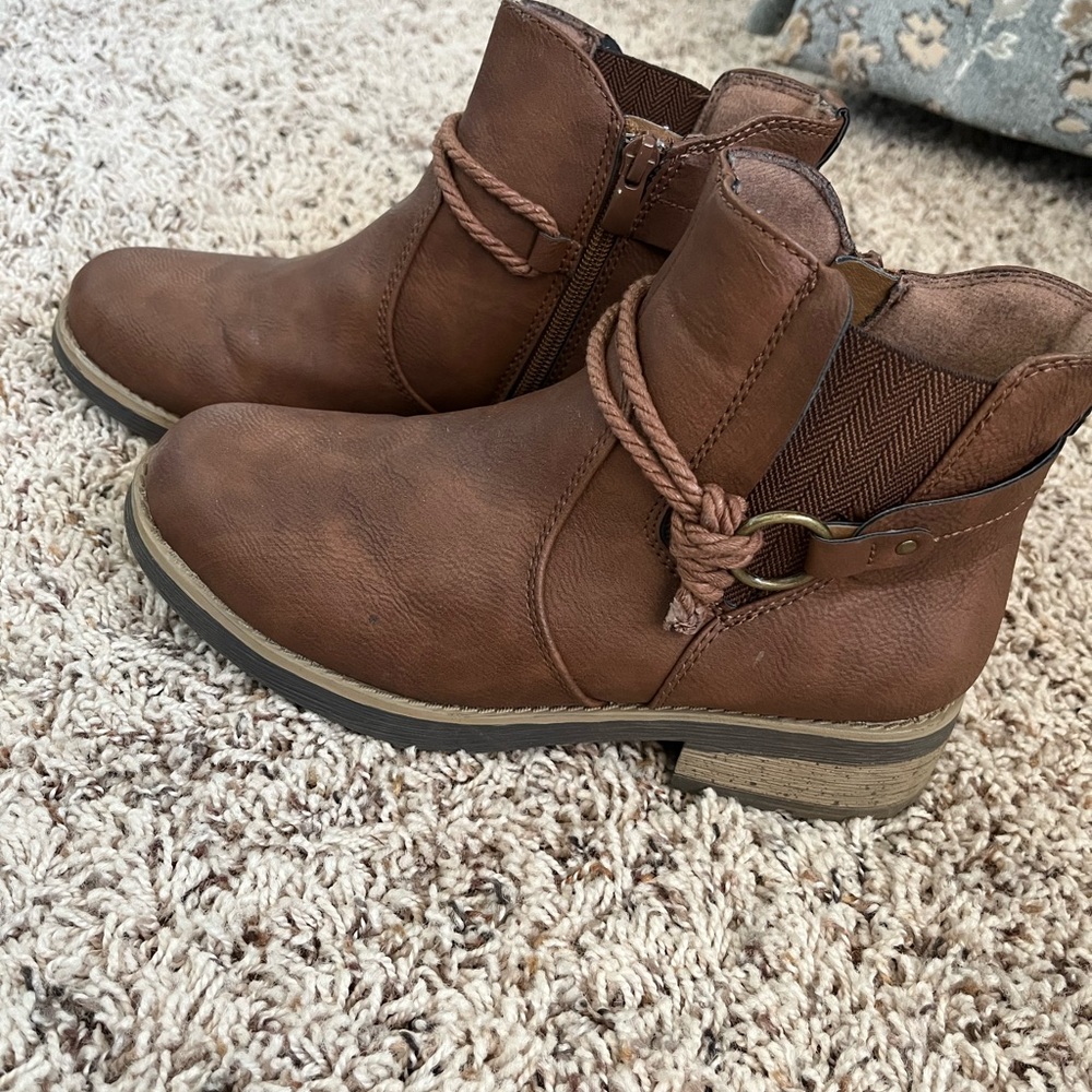 Booties - Picture 2 of 3